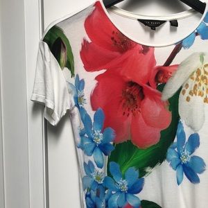*Host Pick 2x* Ted Baker London Floral Top